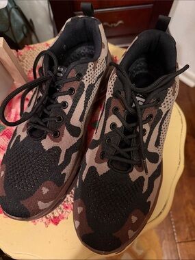 🫶🫶🫶BOGOHO🫶🫶🫶Men's Camouflage Knit Lace-Up Sneakers - Black & Brown-M-8.5 or W-10